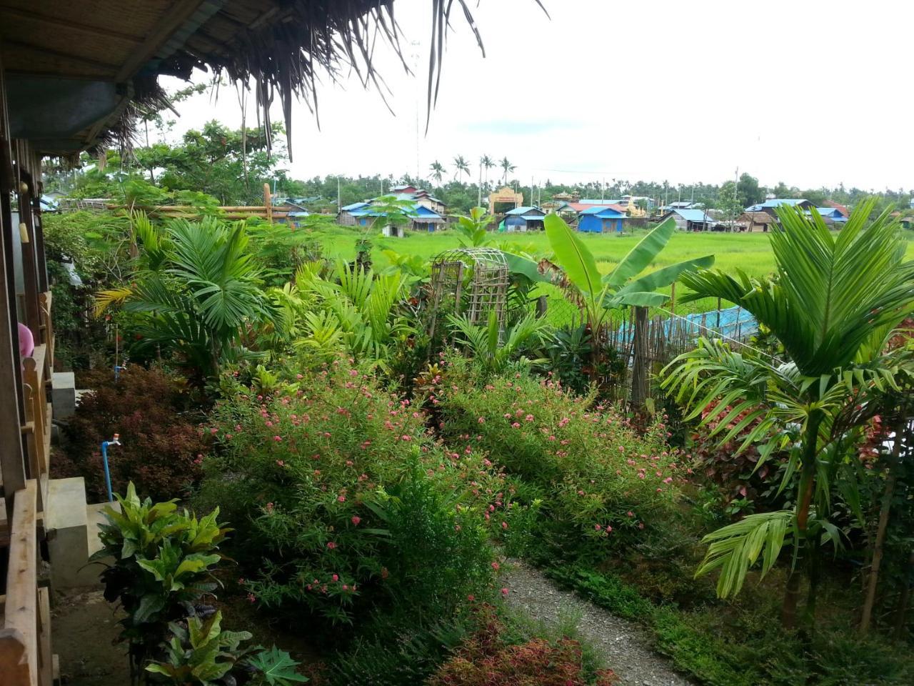 Ngwe Saung Garden Guest House Ngwesaung Extérieur photo