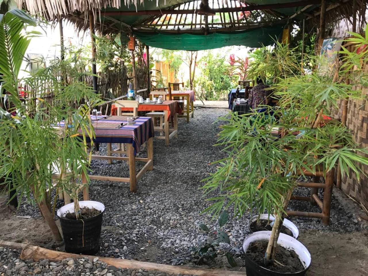 Ngwe Saung Garden Guest House Ngwesaung Extérieur photo
